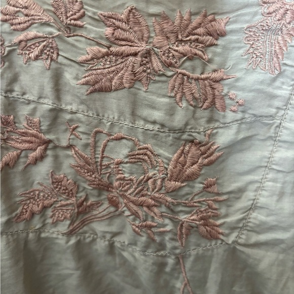 LIKE NEW Magnolia Pearl Embroidered Swarna Blouse 1089 - Picture 9 of 11